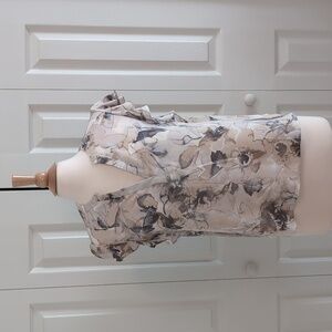 Calvin Klein Gray and Tan Fitted Cap Sleeve Blouse